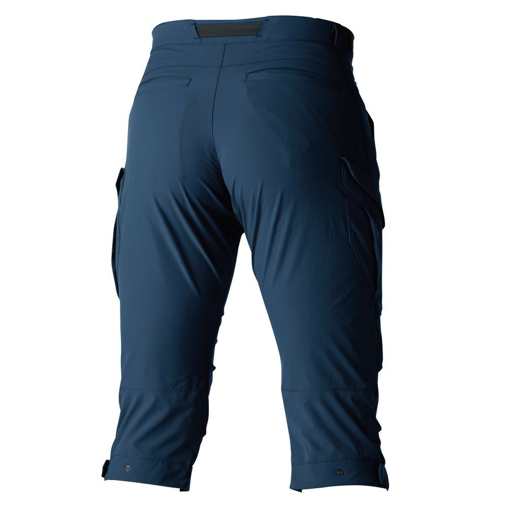 チャコールグレー