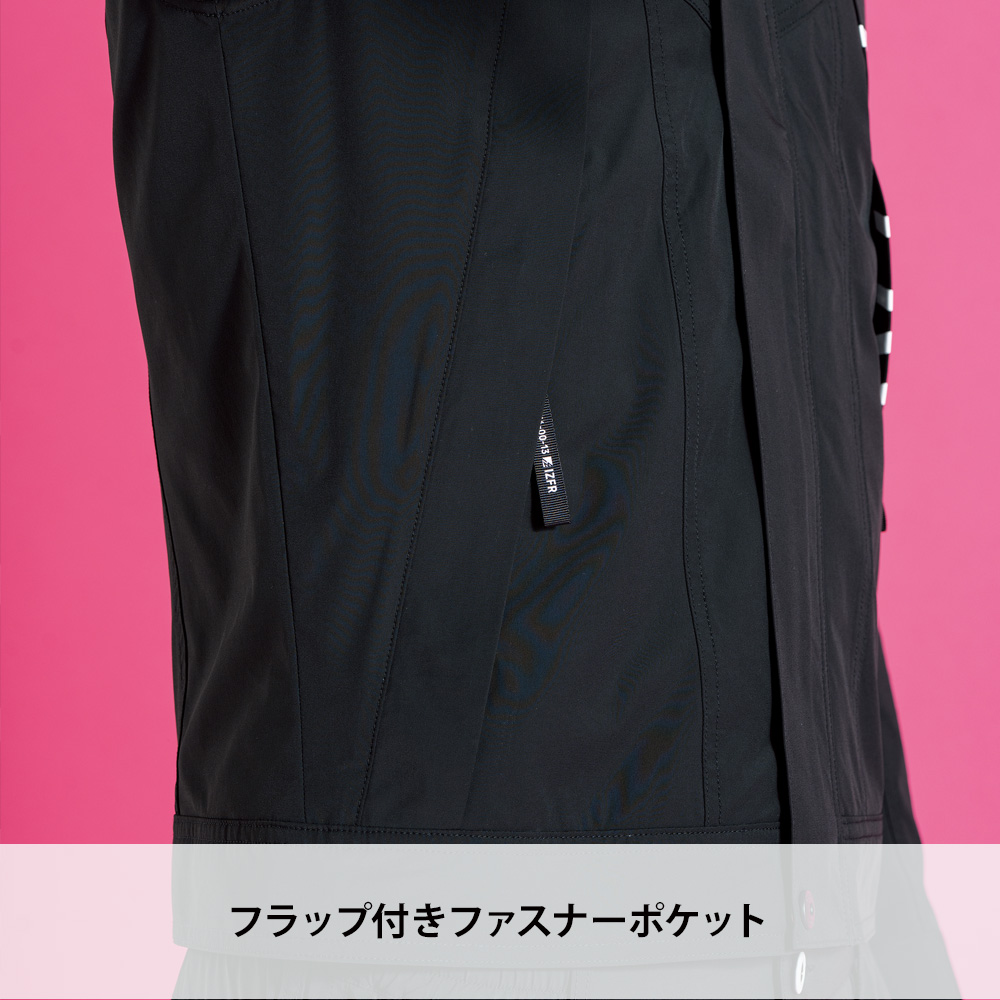 ブラック