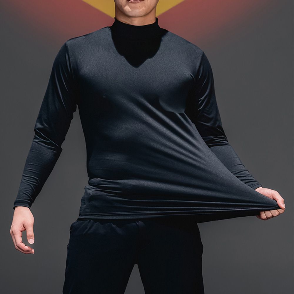 ブラック