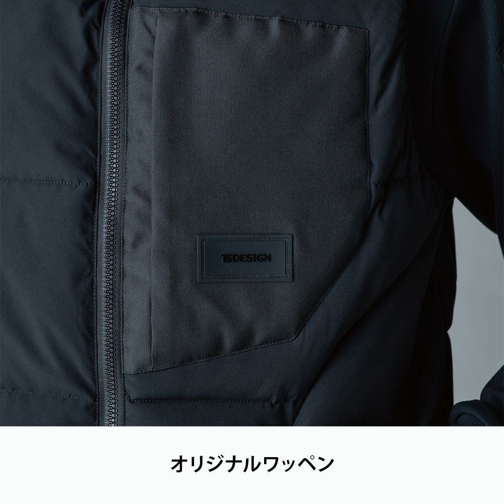 ブラック