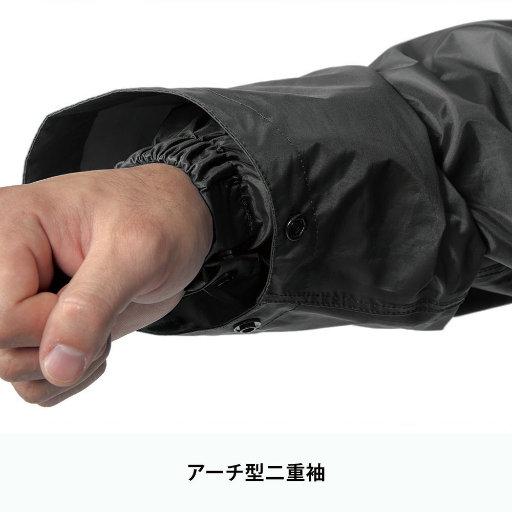 ブラック