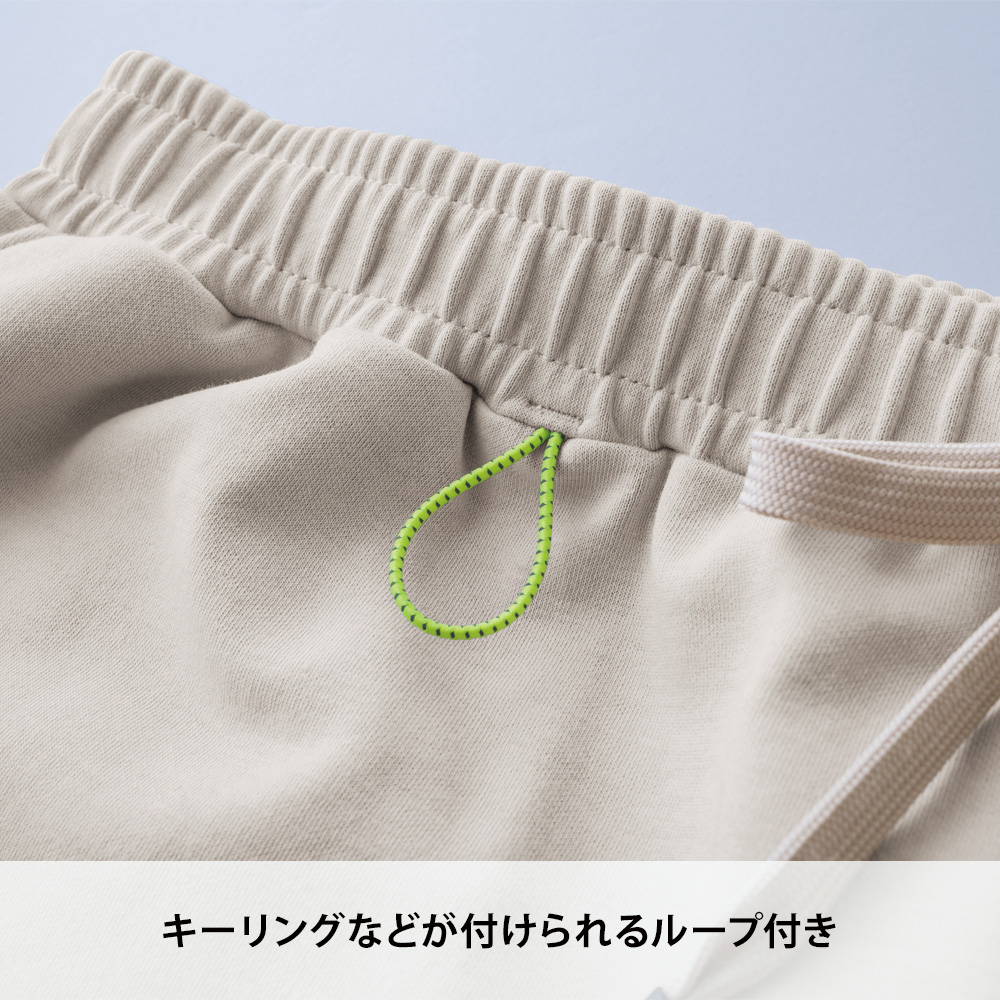 グレー