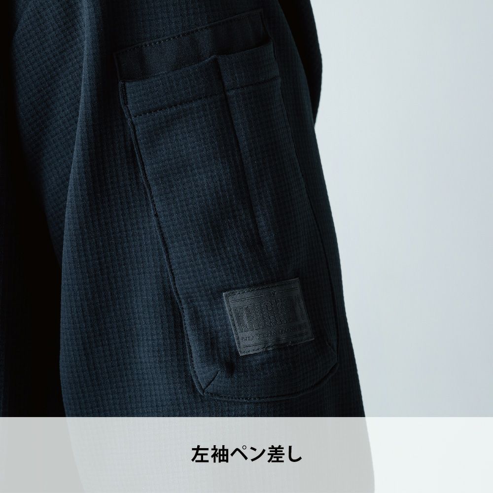 ブラック