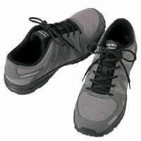 チャコールグレー