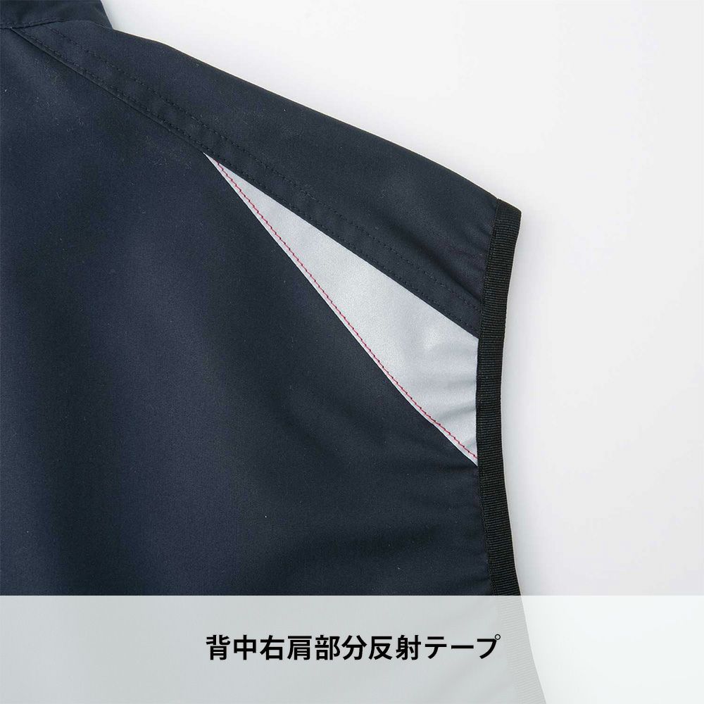 グレー