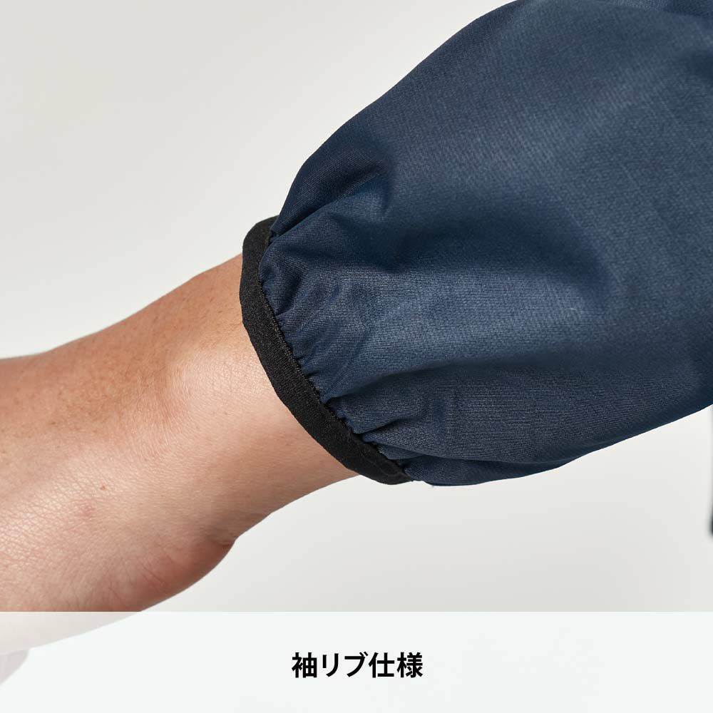 チャコールグレー