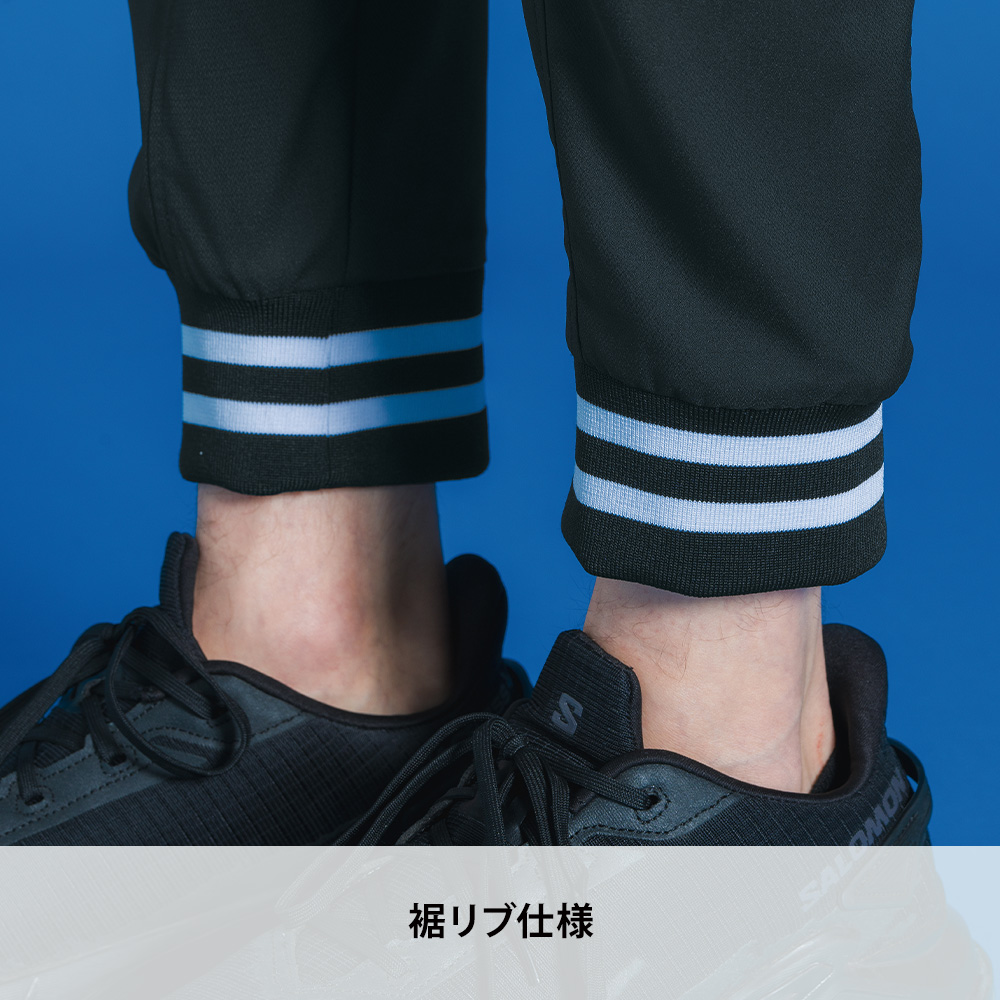 ブラック
