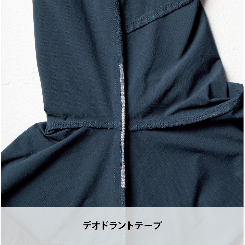 グレー