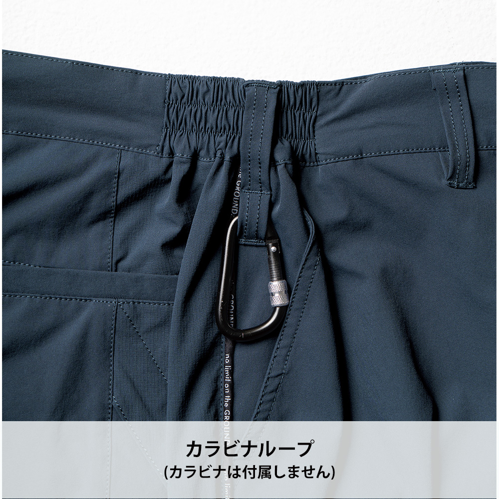 グレー