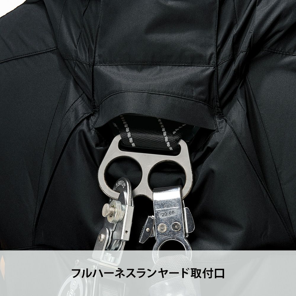 ブラック